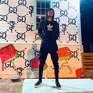 Meet your Posher, Anthony